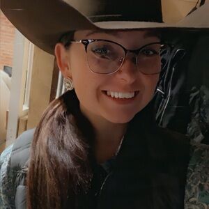 Meet your Posher, Jordan